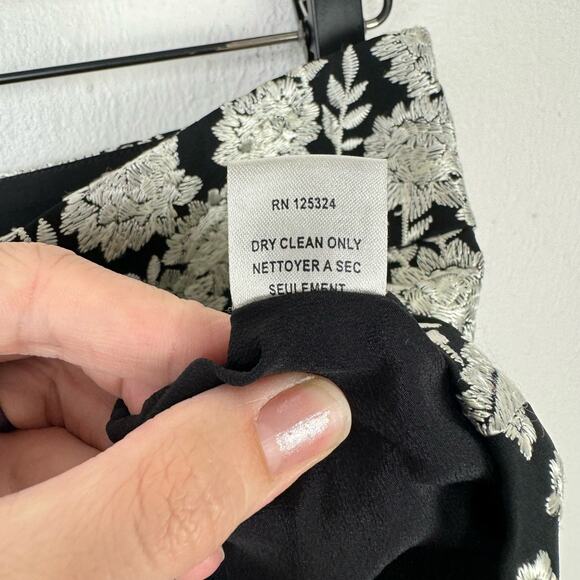 Haute Hippie NWT Black Silk Silver Floral Embroidered Lined Going Out Shorts - Picture 9 of 10